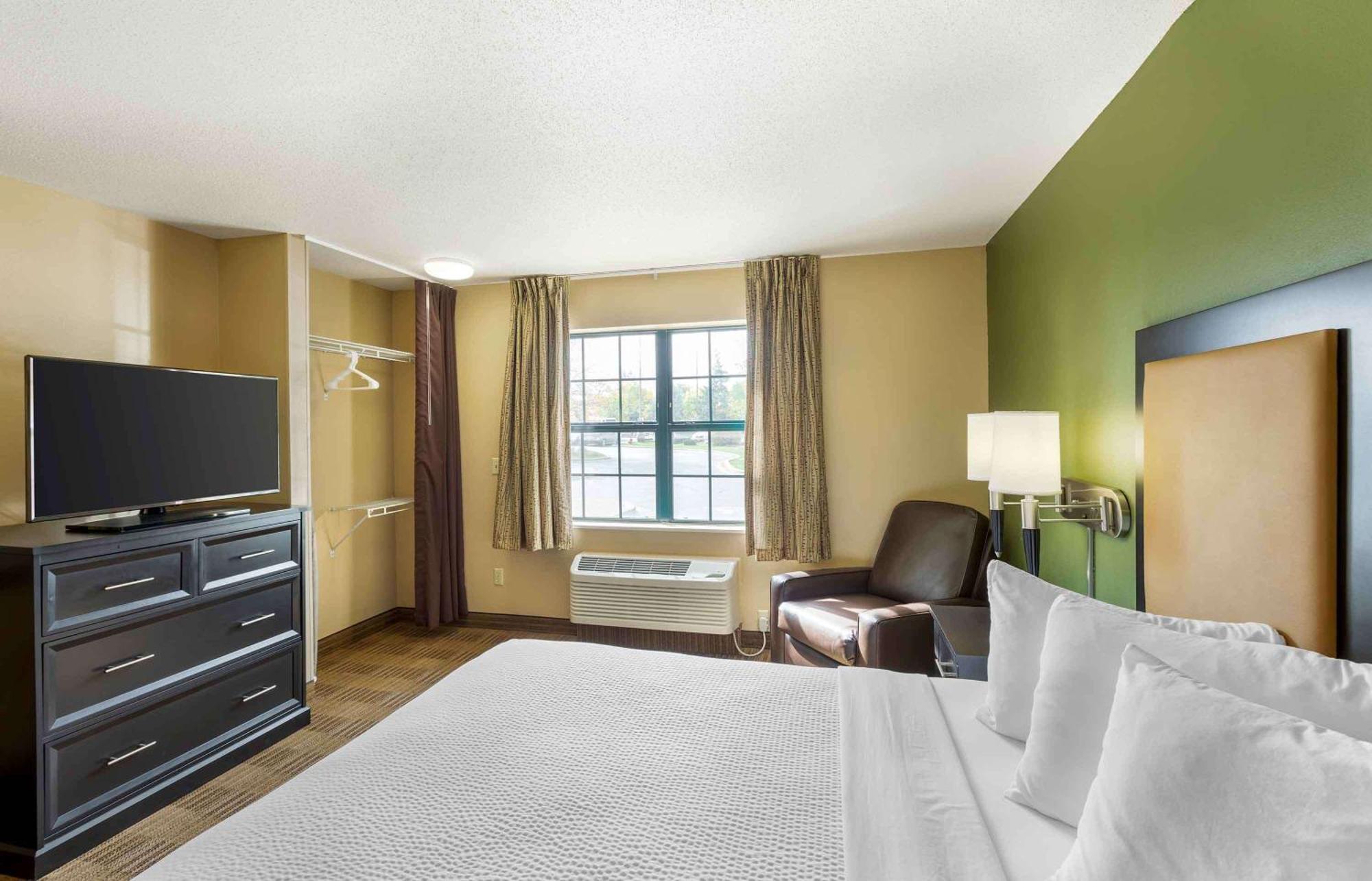 Extended Stay America Select Suites - Milwaukee - Waukesha Eksteriør billede