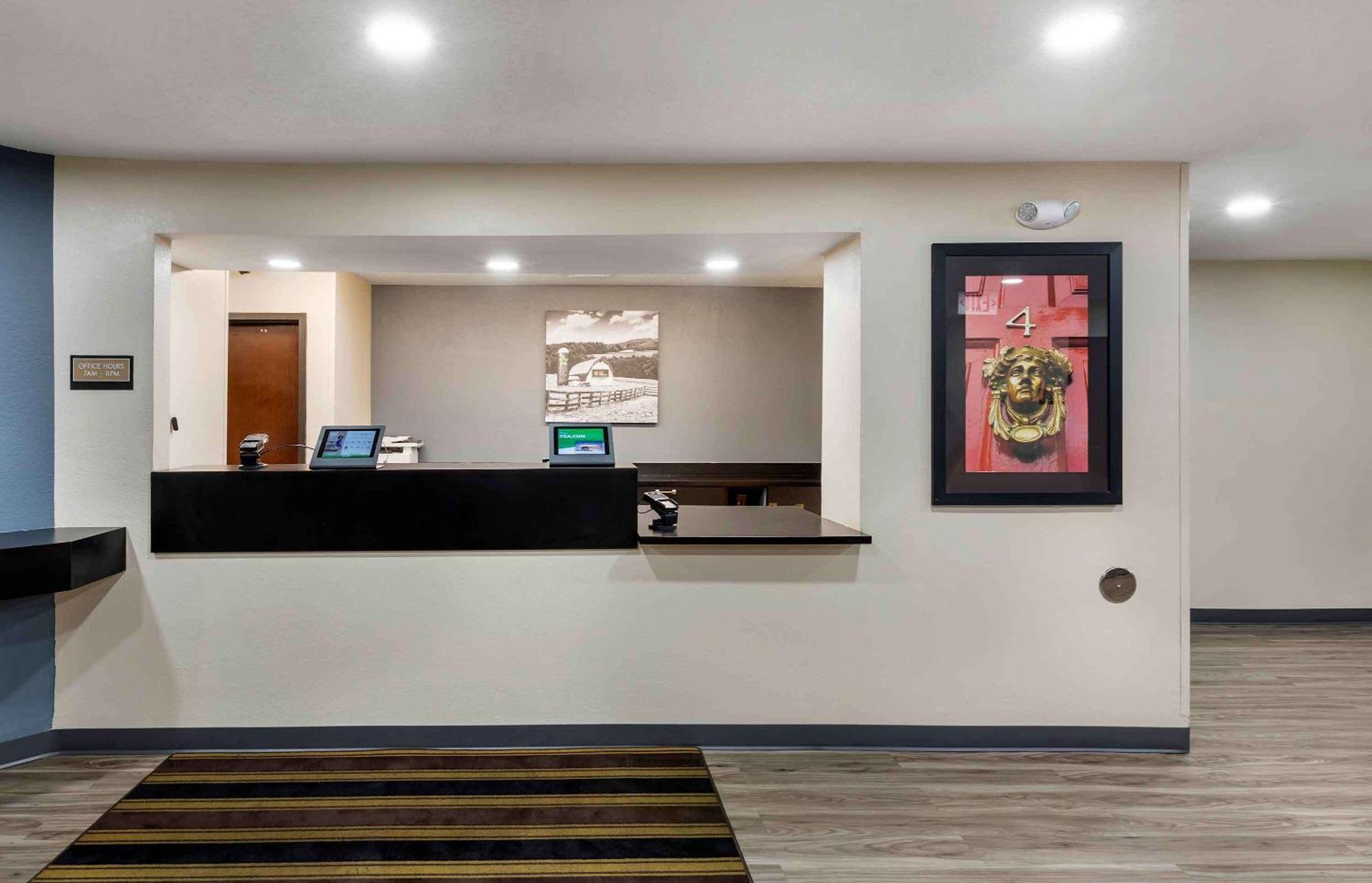 Extended Stay America Select Suites - Milwaukee - Waukesha Eksteriør billede