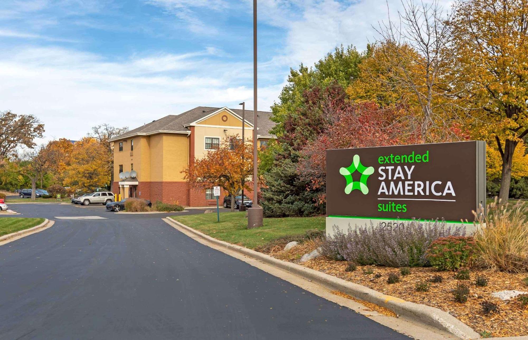 Extended Stay America Select Suites - Milwaukee - Waukesha Eksteriør billede