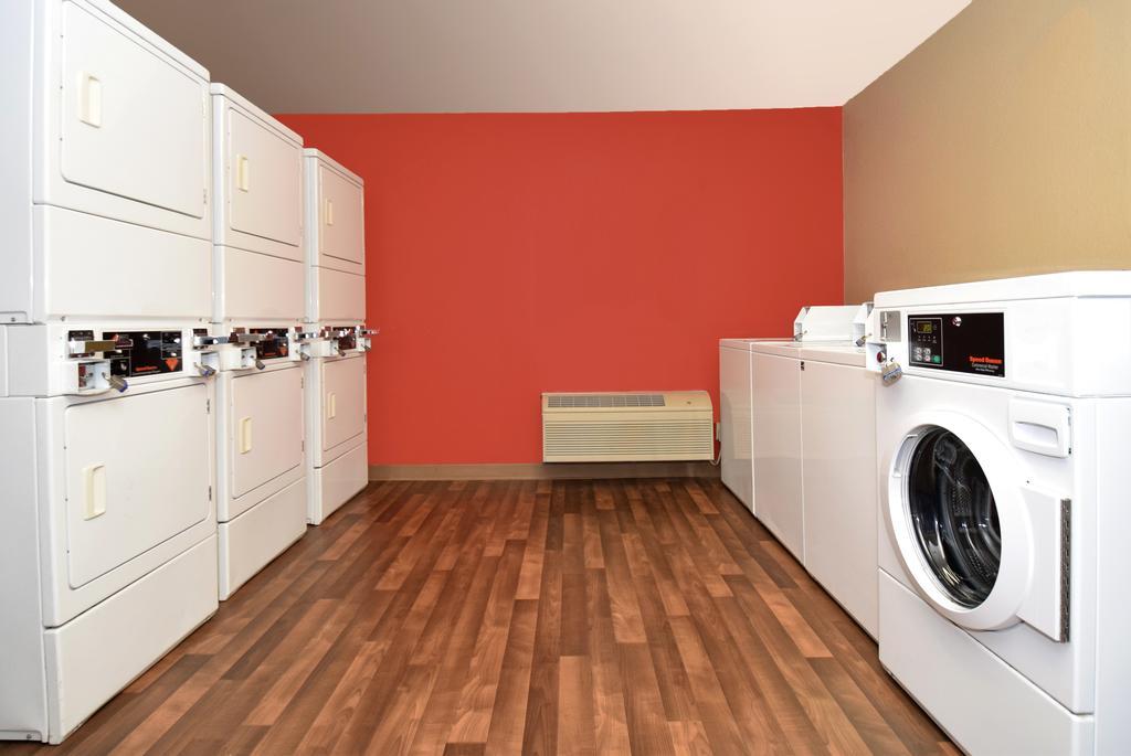 Extended Stay America Select Suites - Milwaukee - Waukesha Eksteriør billede